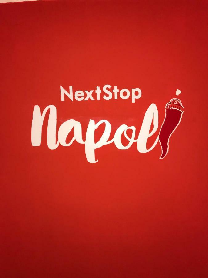 B&B Next Stop Napoli ภายนอก รูปภาพ